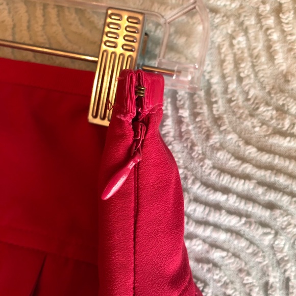 Ann Taylor Loft pleated skirt - Picture 5 of 8